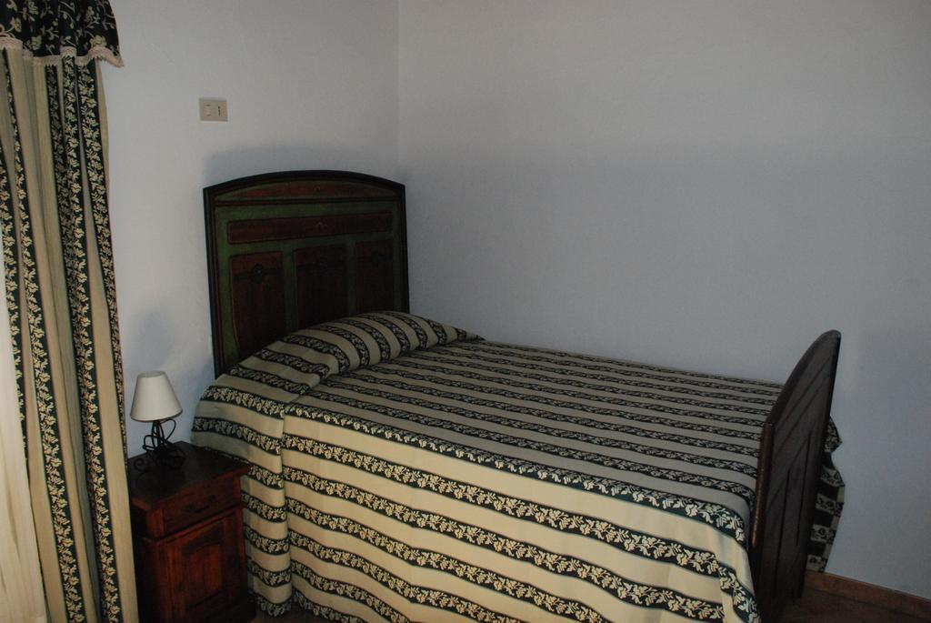 Stazzu Coiga Villa Aggius ภายนอก รูปภาพ