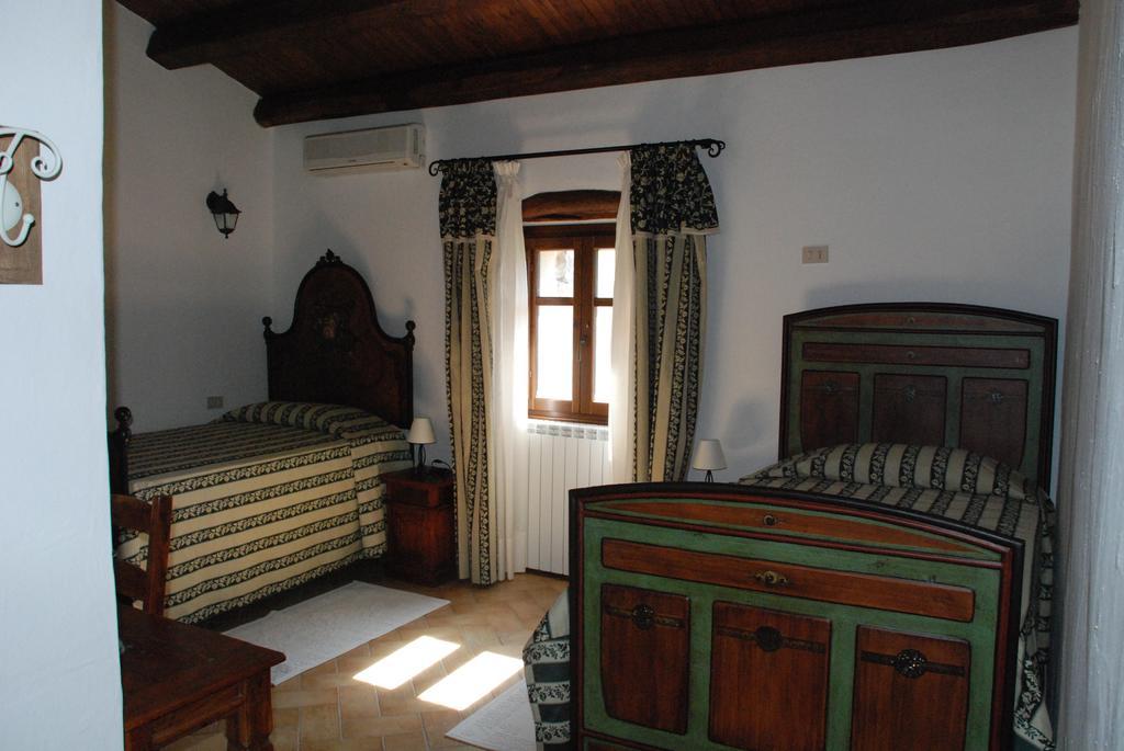 Stazzu Coiga Villa Aggius ภายนอก รูปภาพ