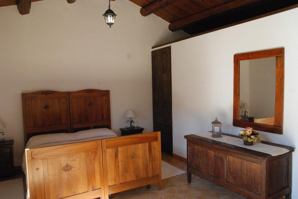 Stazzu Coiga Villa Aggius ภายนอก รูปภาพ